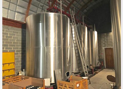 cuve inox cylindrique Volume : 32000 litres (320 hls)