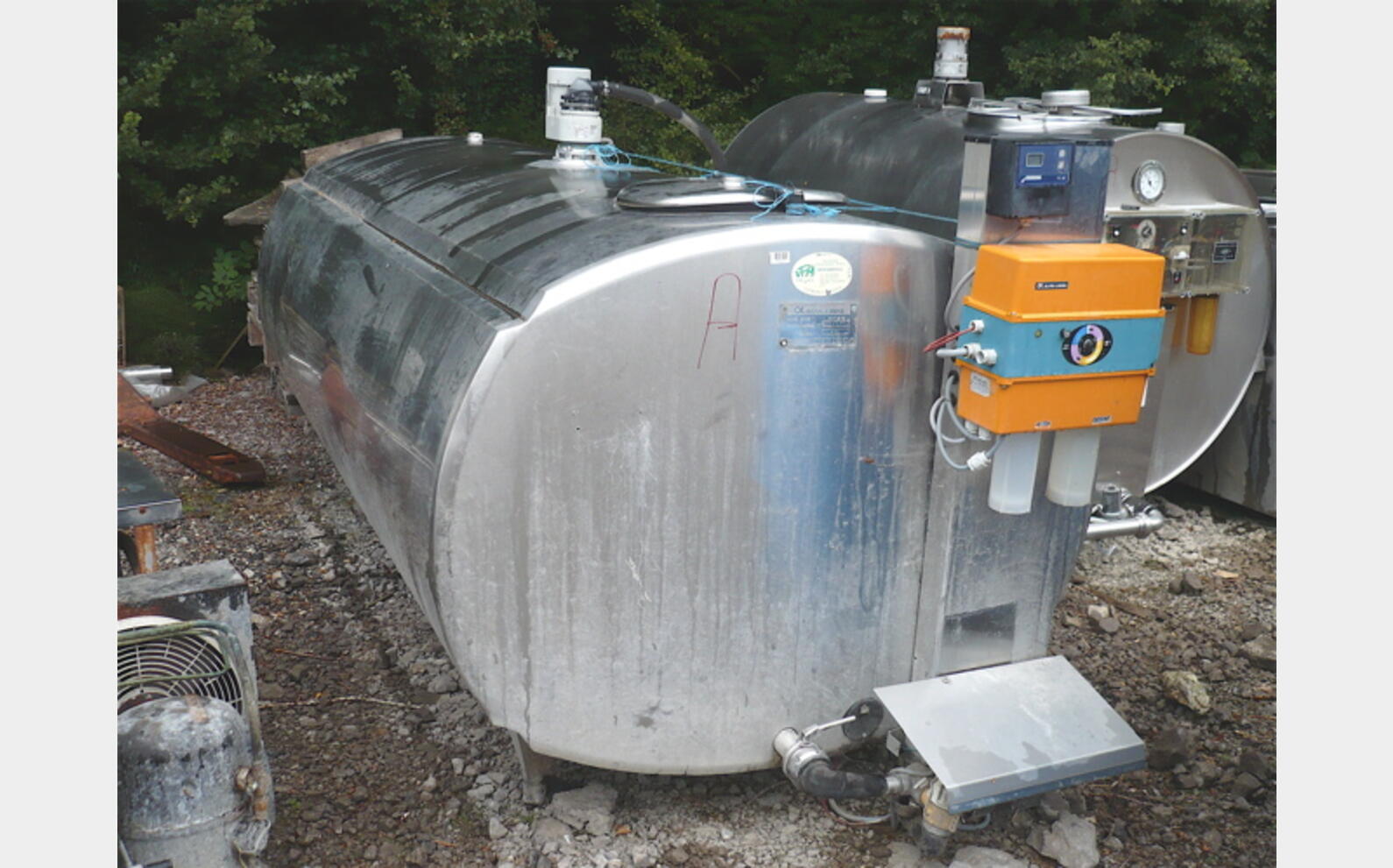 Cuve stockage INOX isol&eacute;e Volume : 2.400 litres