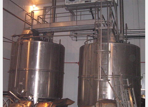 cuve de m&eacute;lange INOX 316 L Marque : RIONDE Volume : 28.400 litres