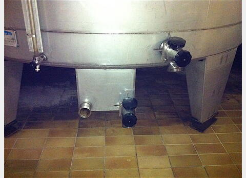 Cuve vinification INOX 304 Volume : 33500 litres (335 hecto)