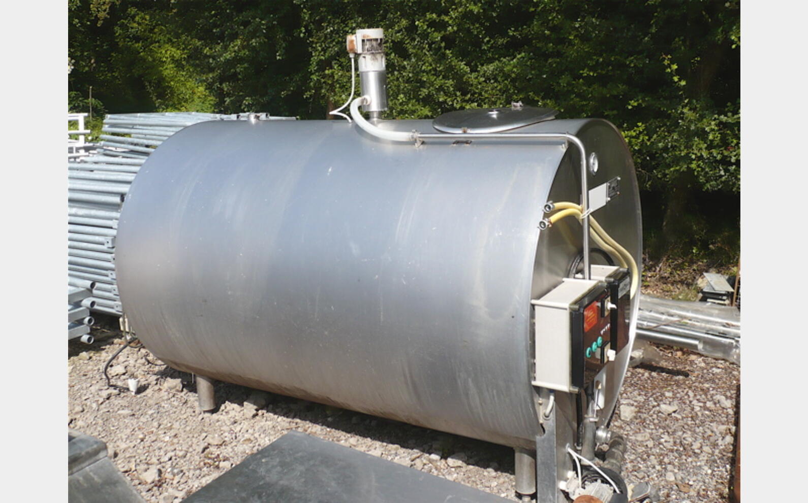 Cuve stockage INOX isol&eacute;e Volume : 2.000 litres