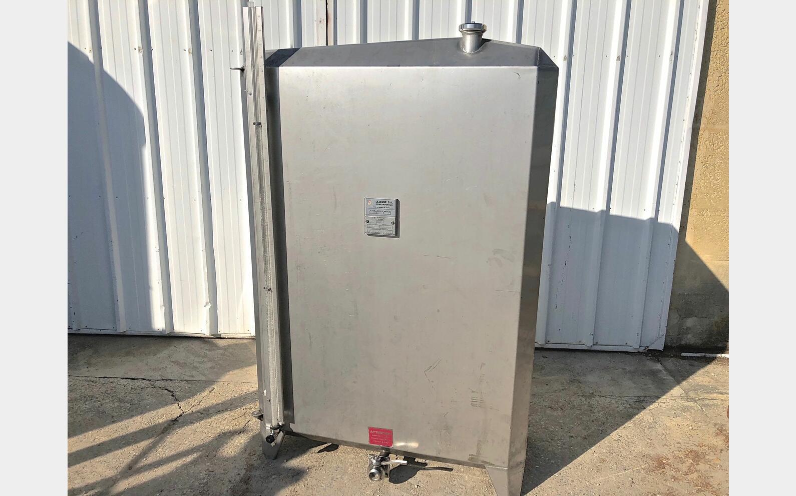 Cuve inox parall&eacute;l&eacute;pip&egrave;de Marque : LEJEUNE