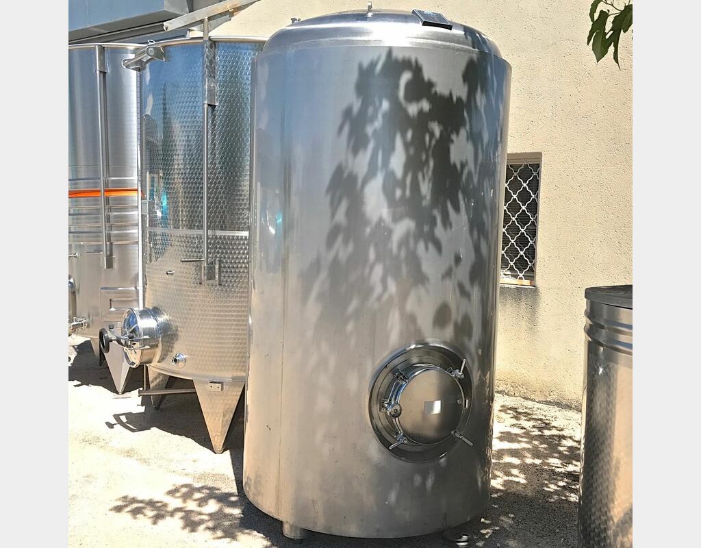 Cuve de stockage en inox 316L - Volume : 3000 litres