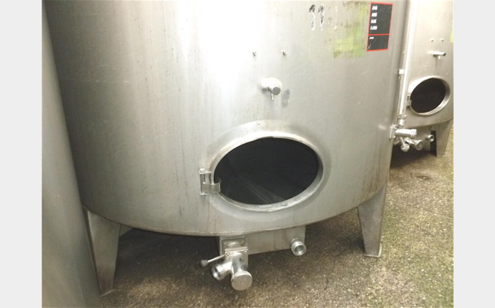 Cuve stockage INOX 316 sur pieds Agroalimentaire Marque : PIERRE GUERIN