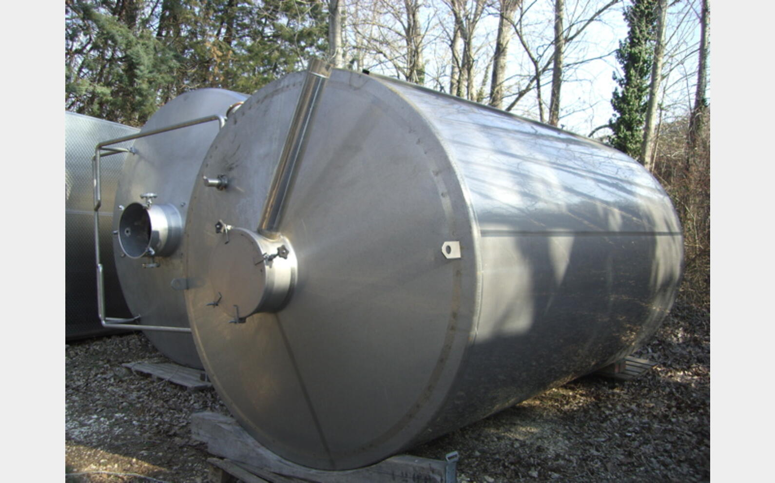 Cuve inox isol&eacute;e 14.000L Volume : 14.000 litres