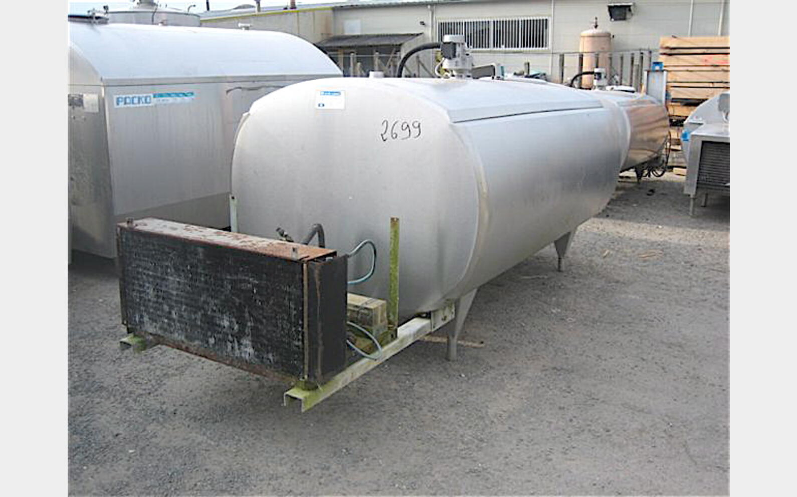 Cuve stockage INOX isol&eacute;e Volume : 2100 litres