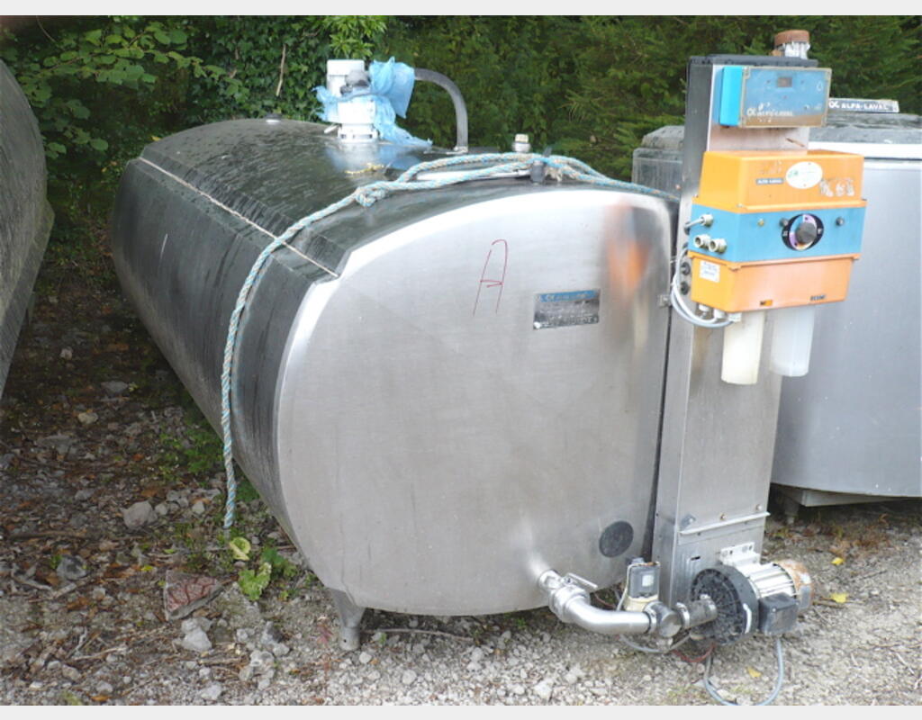 Tank &agrave; lait INOX 304 Volume : 1.800 litres