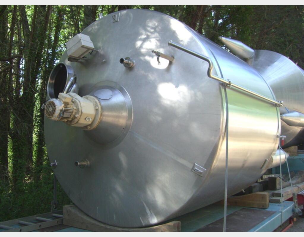 Cuve agit&eacute;e INOX