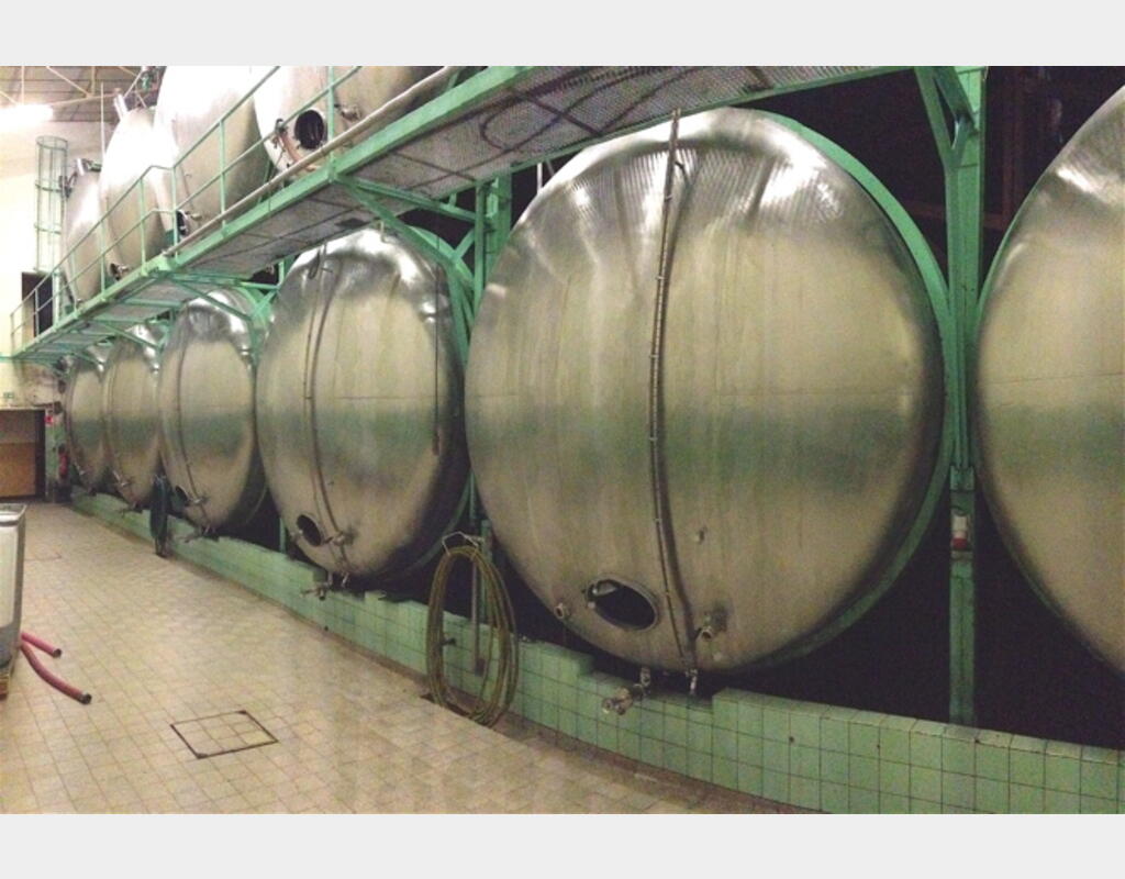 Cuve de stockage horizontale INOX 316L - Volume : 120.000 litres (1200 hecto)