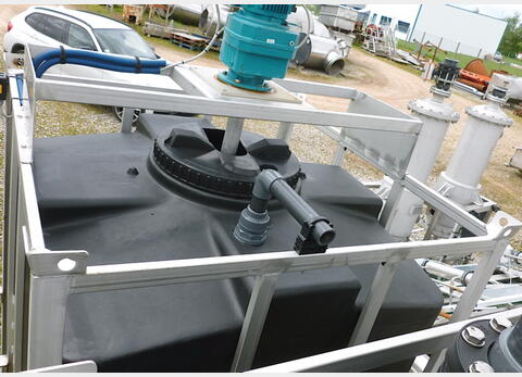 cuve m&eacute;lange PEHD Volume : 2080 litres