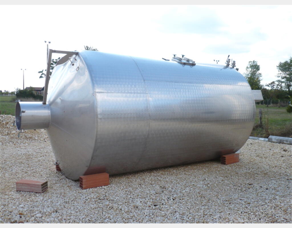 Cuve de stockage en INOX 304 - Volume : 20.000 litres