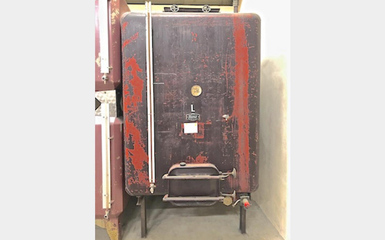 Cuve ferm&eacute;e acier emaill&eacute; Marque : MIROIR