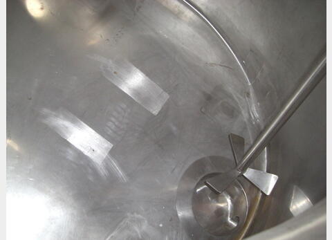 cuve inox 316L agit&eacute;e de 300 litres