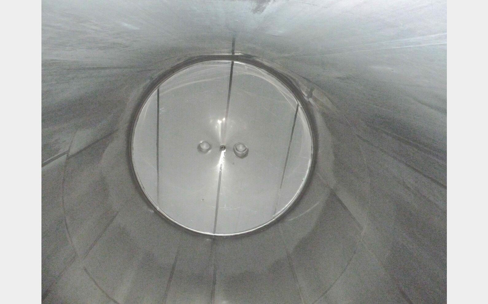 Cuve inox cylindrique verticale