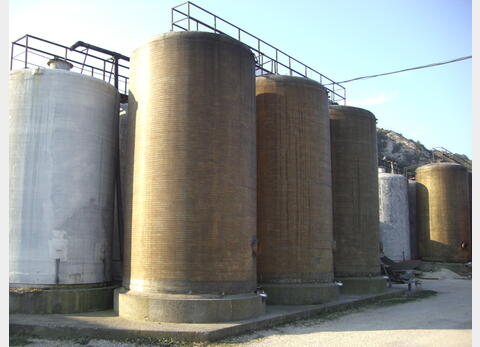 Cuve de stockage polyester  - verticale fond plat de 400 hls