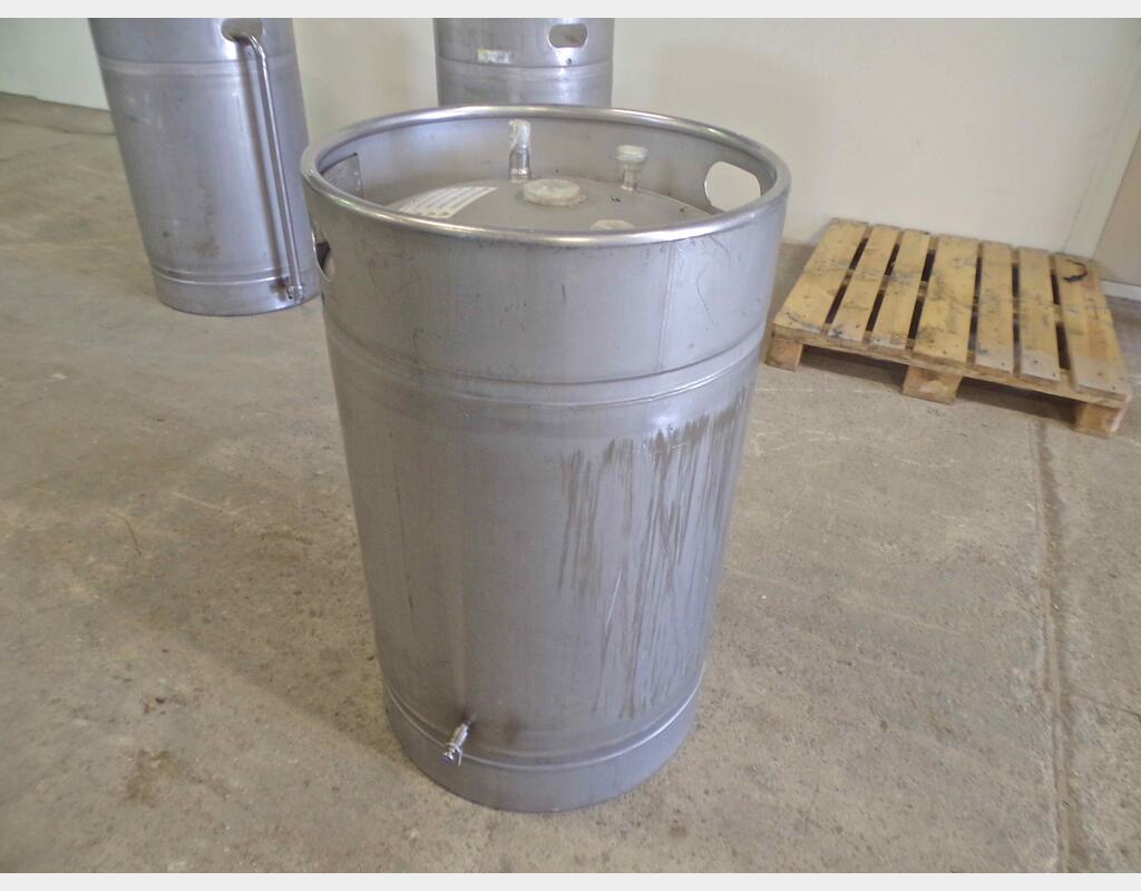 Cuve de stockage en inox - Volume : 225 litres