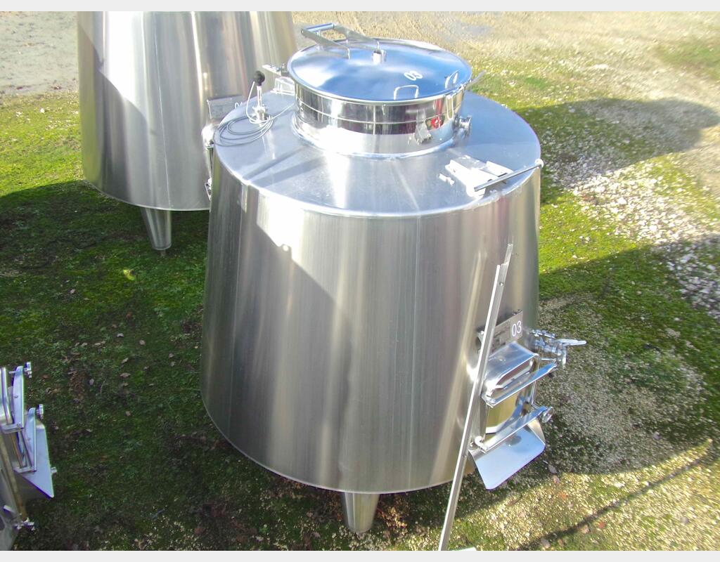 Cuve tronconique climatisée et isolée - Volume : 40 HL (4000 litres)