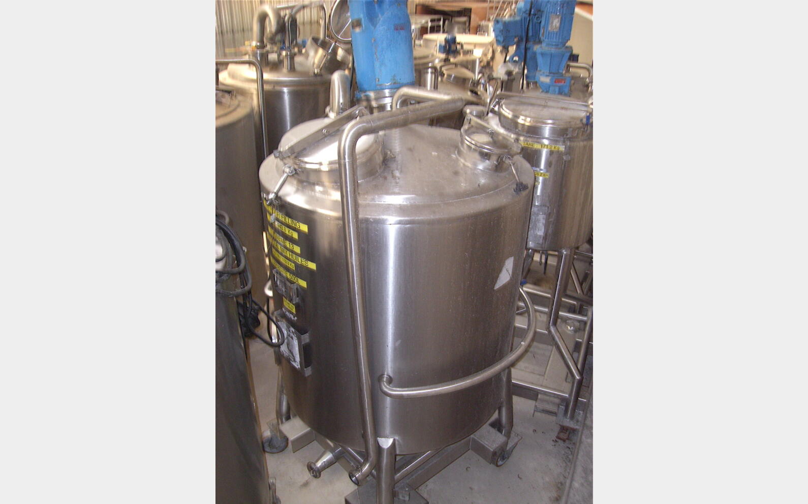Cuve inox 316L agit&eacute;e, r&eacute;chauff&eacute;e volume : 500 litres marque : PIERRE GUERIN