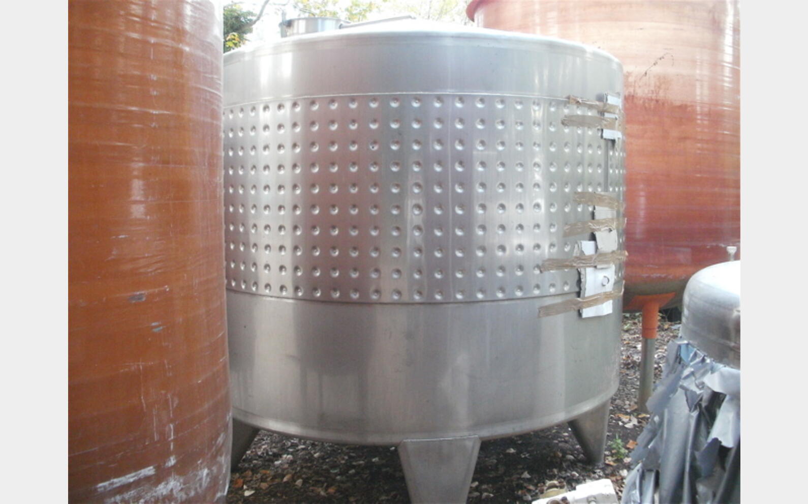 Cuve inox cylindrique verticale 50 hls