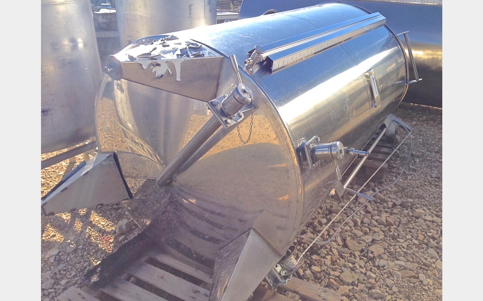 Cuve Inox chapeau flottant de 25 hls Volume : 2500 litres (25 hls)