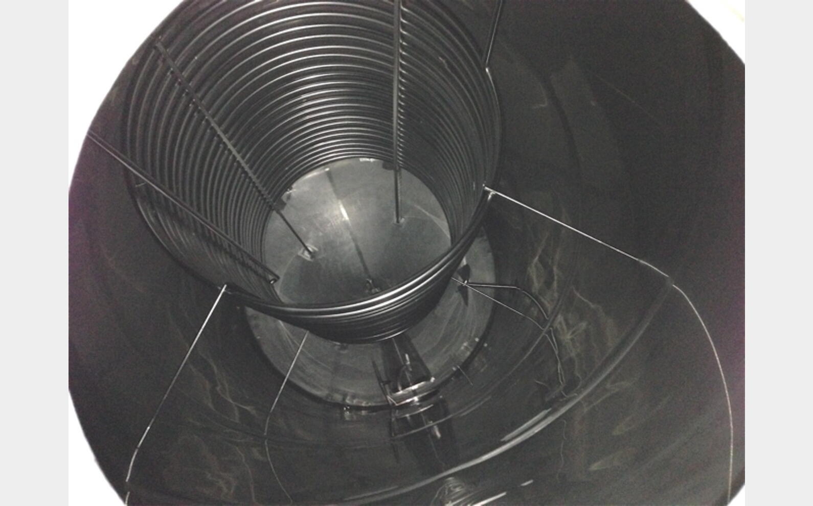 cuve pr&eacute;cipitation tartrique agit&eacute;e INOX 316L Volume : 353 HLS (35300 litres)