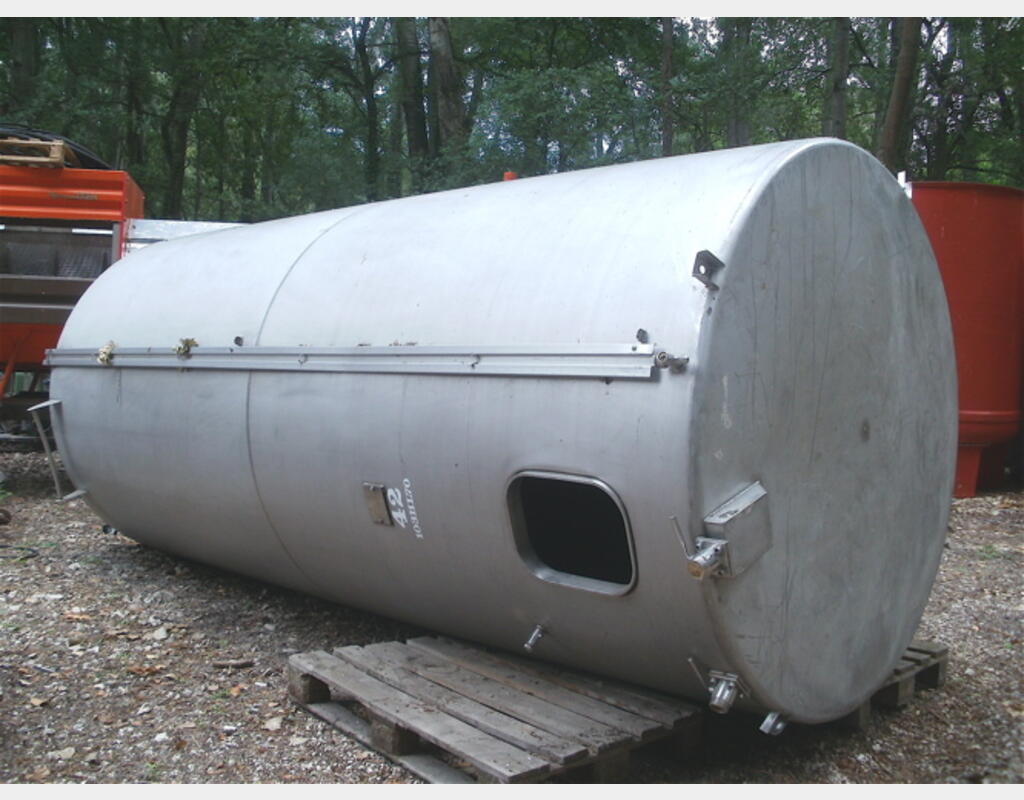 Cuve inox cylindrique verticale fond plat