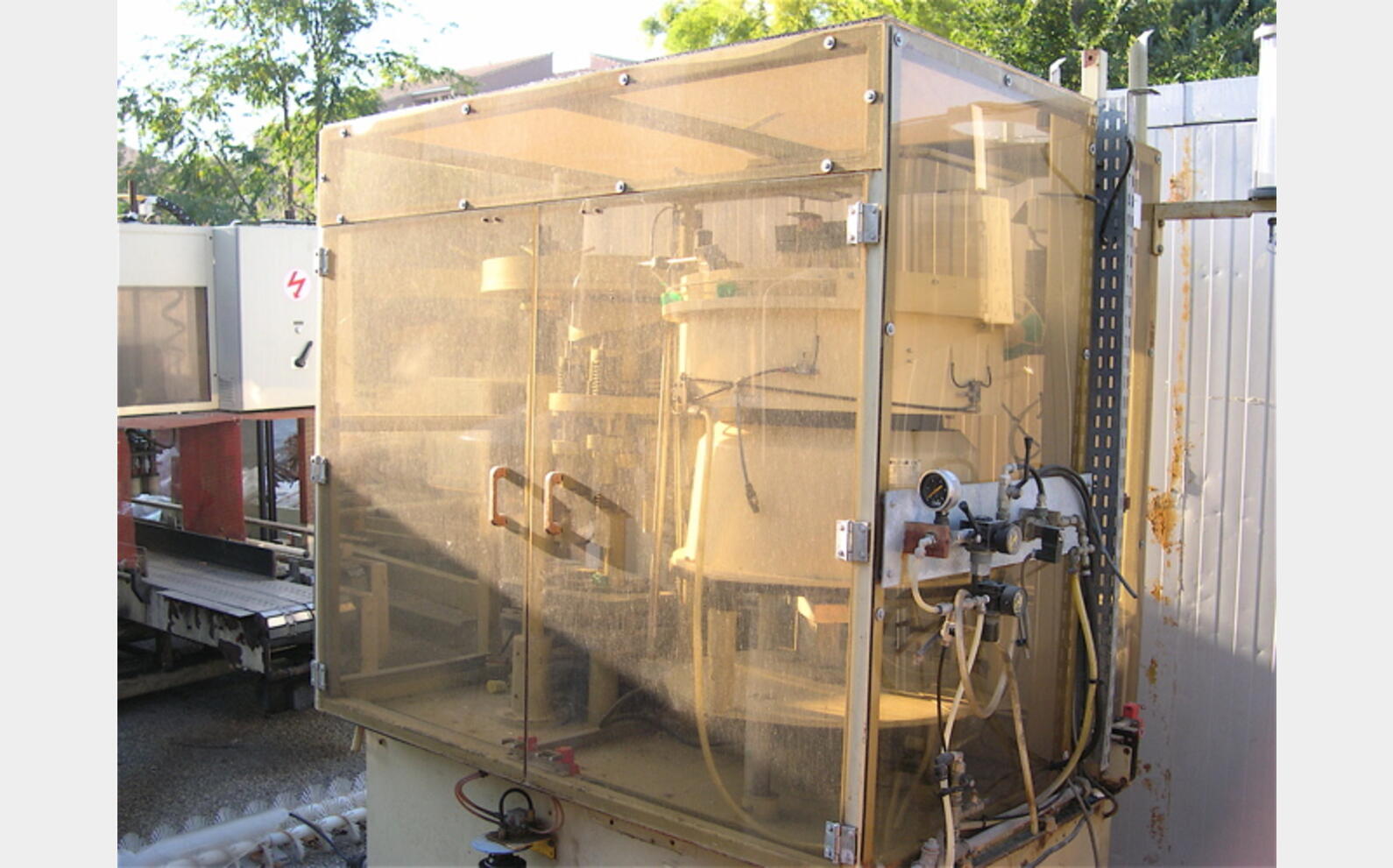 Enfonceuse &agrave; bouchons 4.000 Bouteilles/H Agroalimentaire, ZALKIN