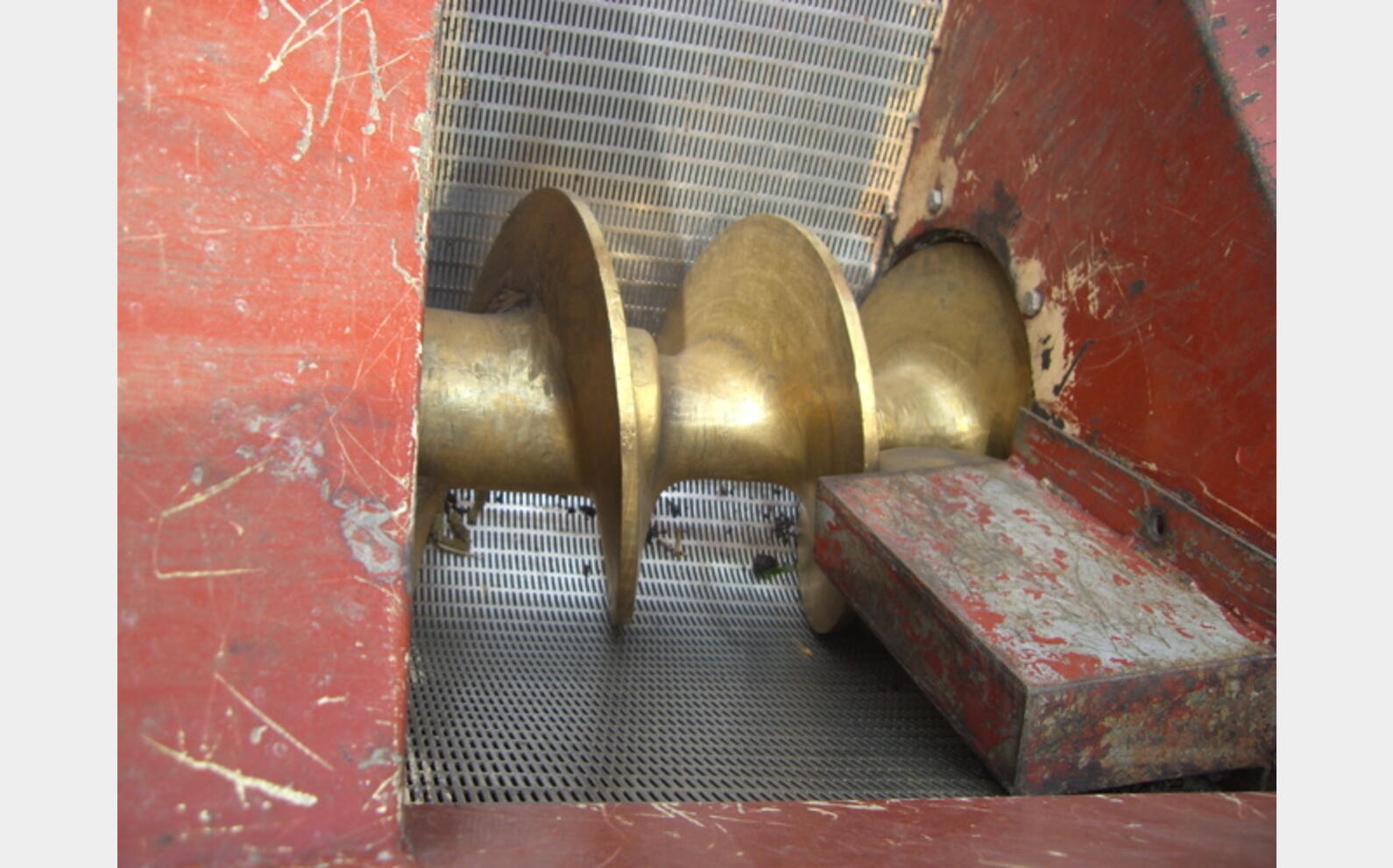 Continuous press
