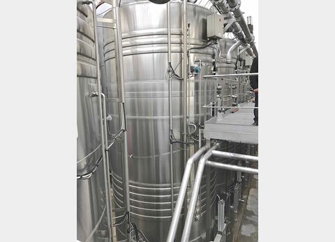 Cuve inox compartimentée 368 Hl - Marque TEC INOX  vinification 