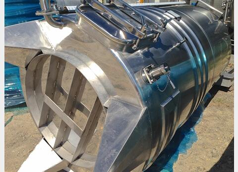 Cuve fermée sur pieds en INOX - Volume : 4200 litres