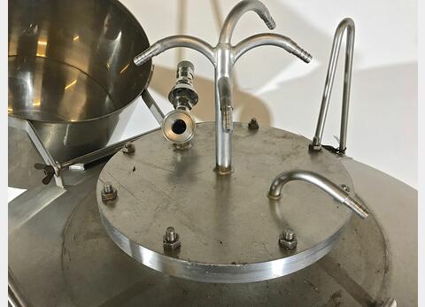 Cuve inox de stockage cylindrique