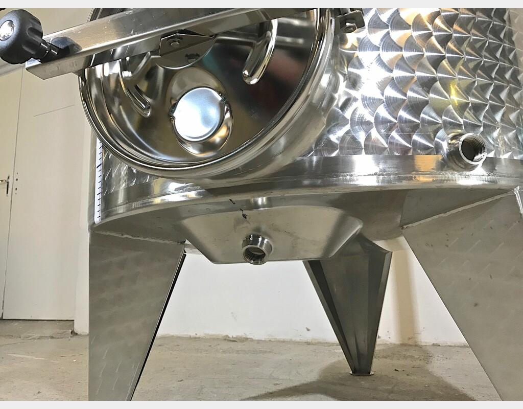 304 stainless steel tank - Conical bottom - Floating hat