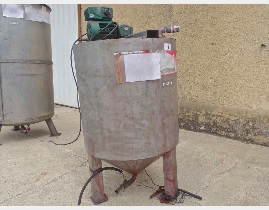 Stainless steel mixing tank - Volume: 700 liters