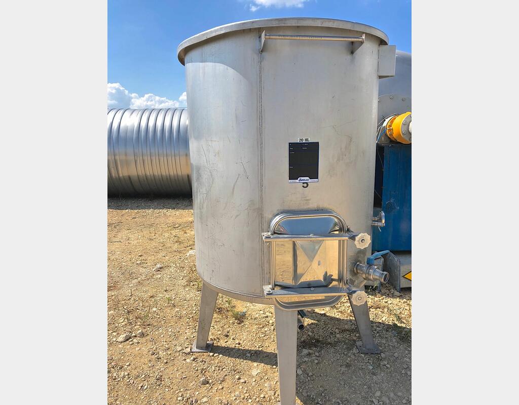 Cuve inox chapeau flottant - Volume de 2000 litres (20 hls)