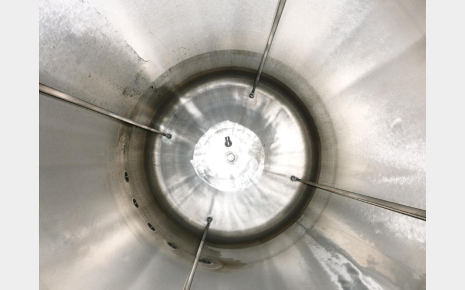 cuve INOX Ann&eacute;e : 1999