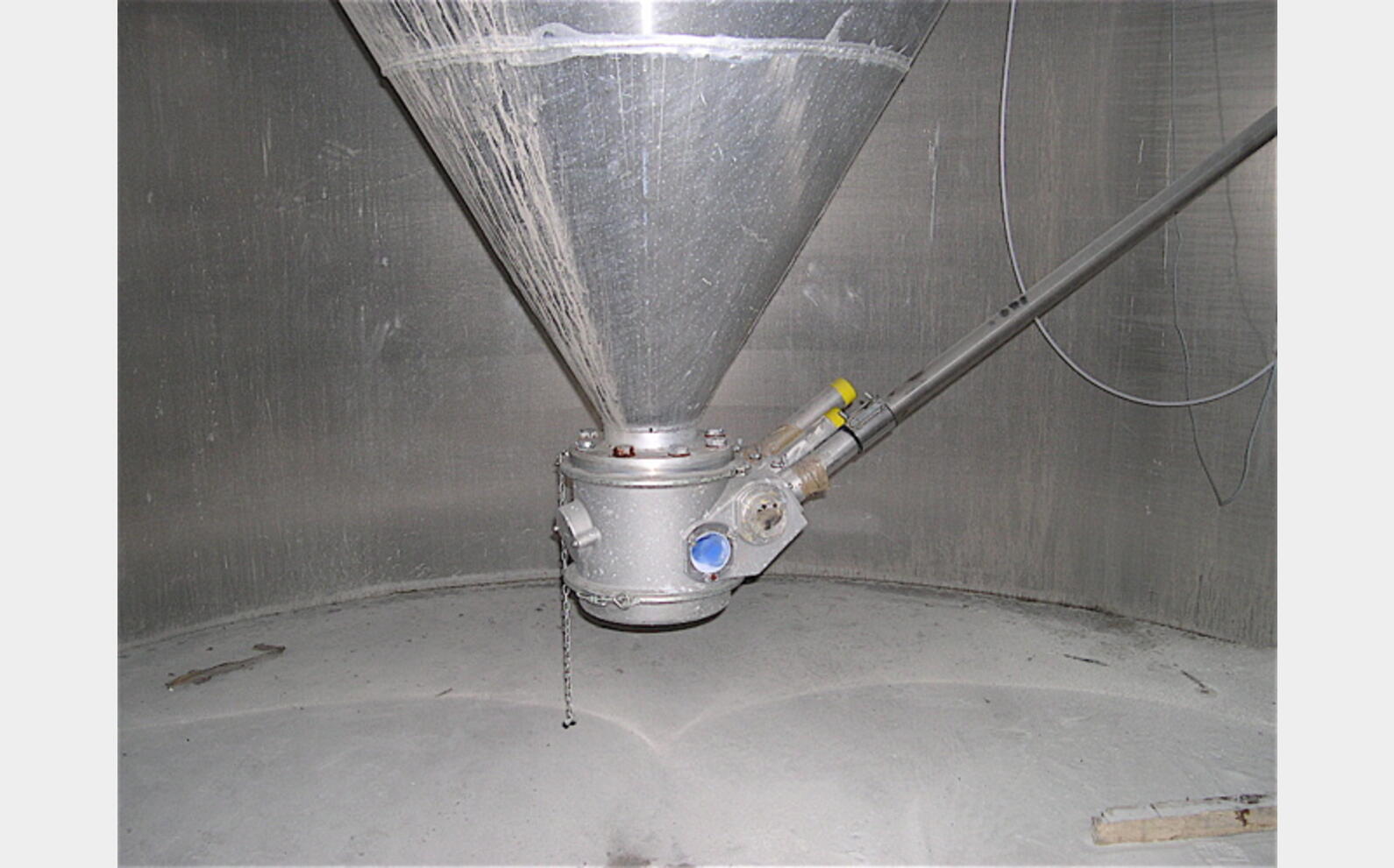 127.000 L 127.000 Litres Chimie, ELLIMETAL