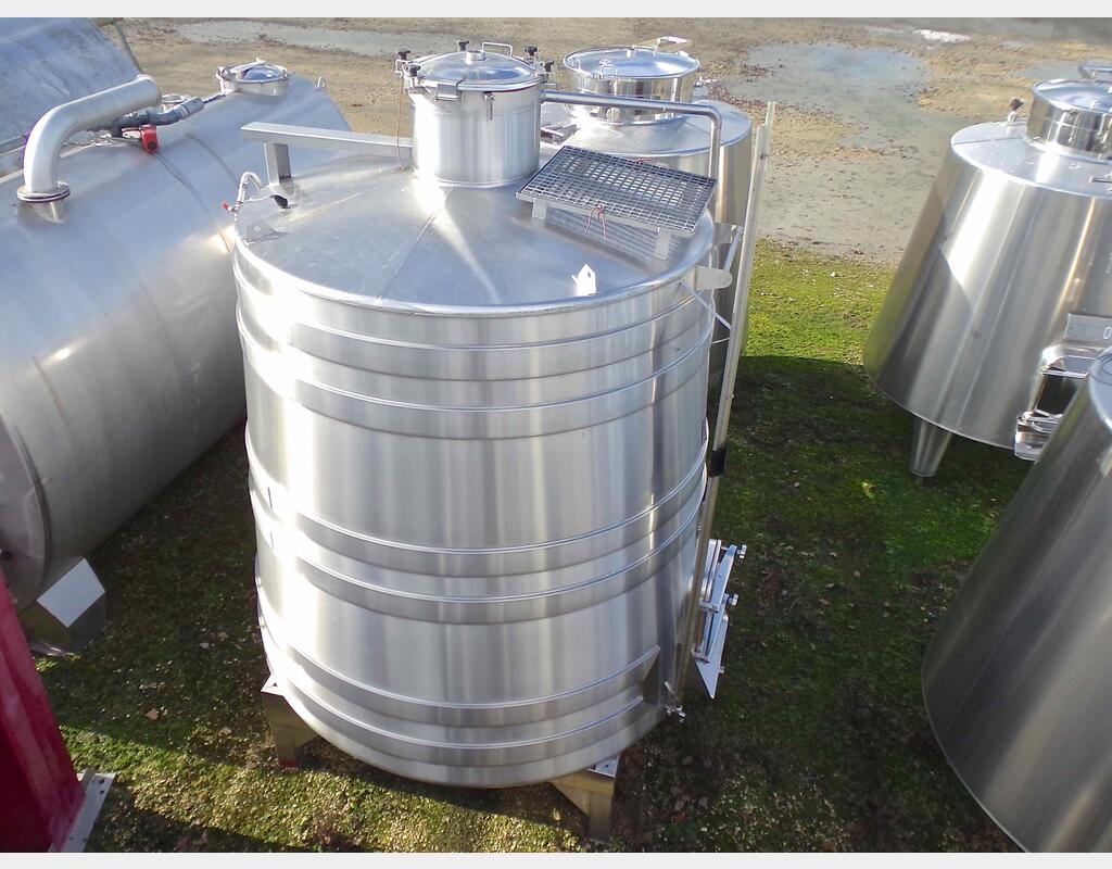 Cuve INOX tronconique Ann&eacute;e : 2003 Marque : GD INDUSTRIES