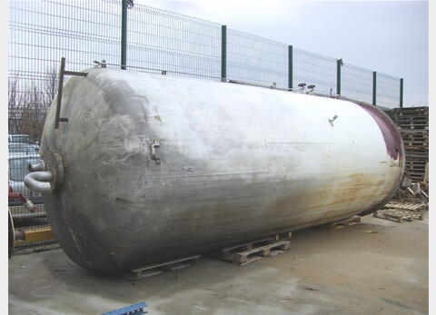 cuve stockage ACIER EPOXY Volume : 30000 litres Fond bomb&eacute; sur jupe