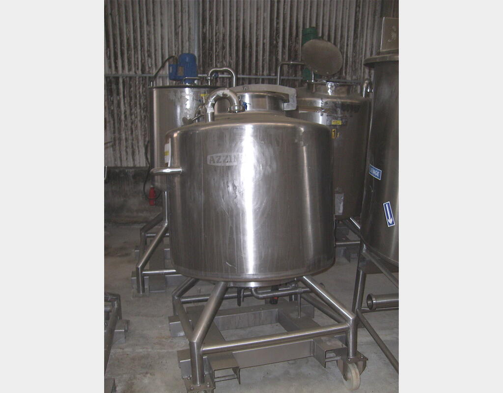 Cuve de stockage en INOX 316L - Volume : 434 litres.