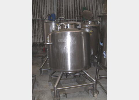 Cuve de stockage en INOX 316L - Volume : 434 litres.