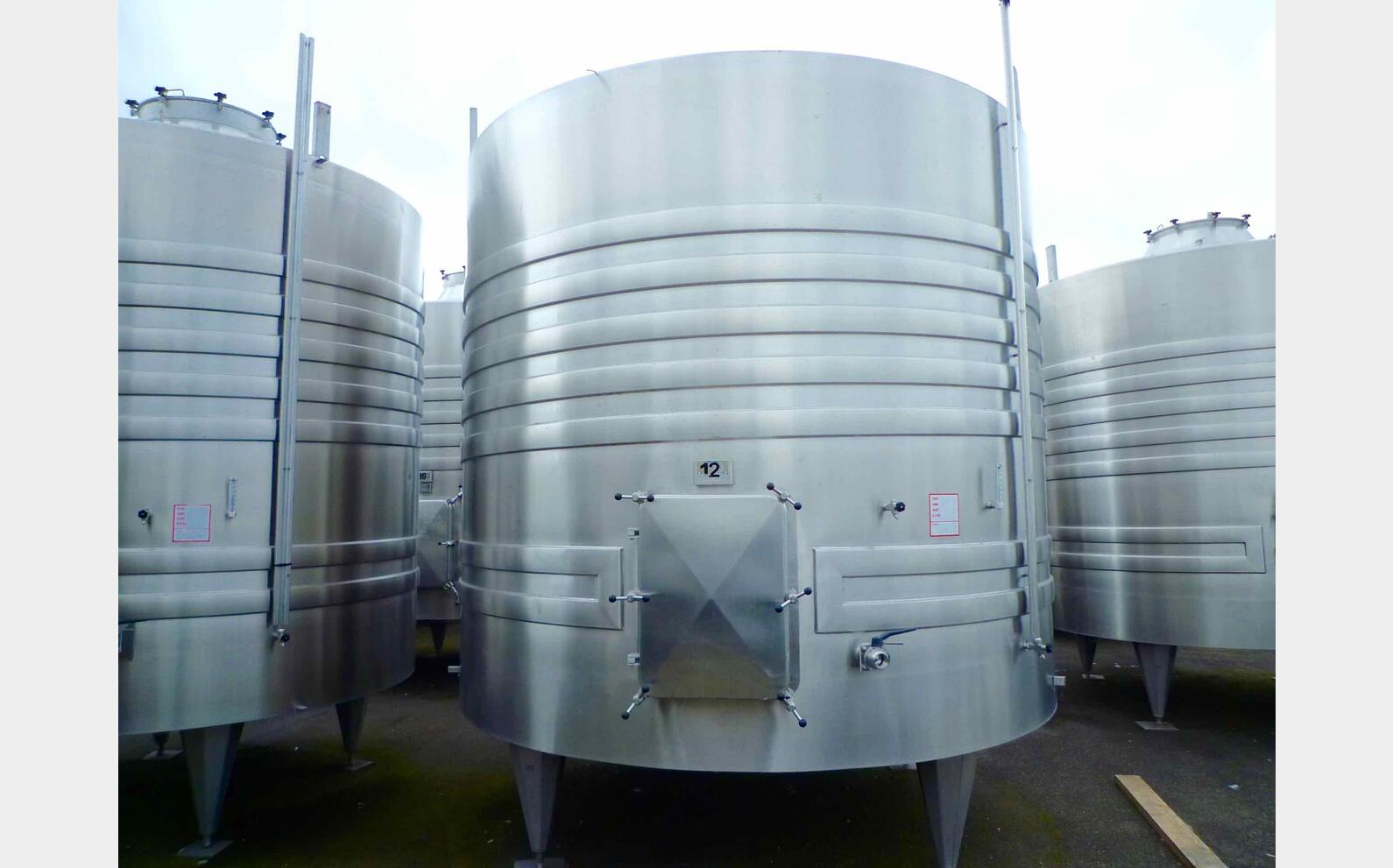 Stainless steel tank 243 HL (24 300 Liters) GUERIN