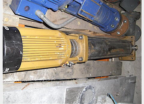 Pompe multicellulaire Grundfoss Mod&eacute;le 8642/R9040 4 m3/h