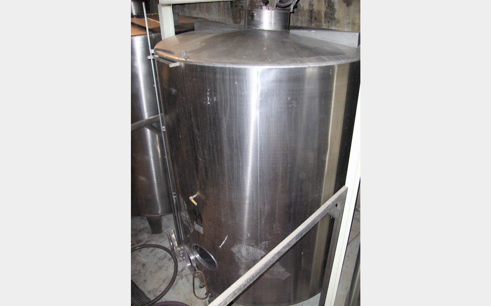 15.000 L Volume : 15.000 Litres Agroalimentaire , de marque STAI