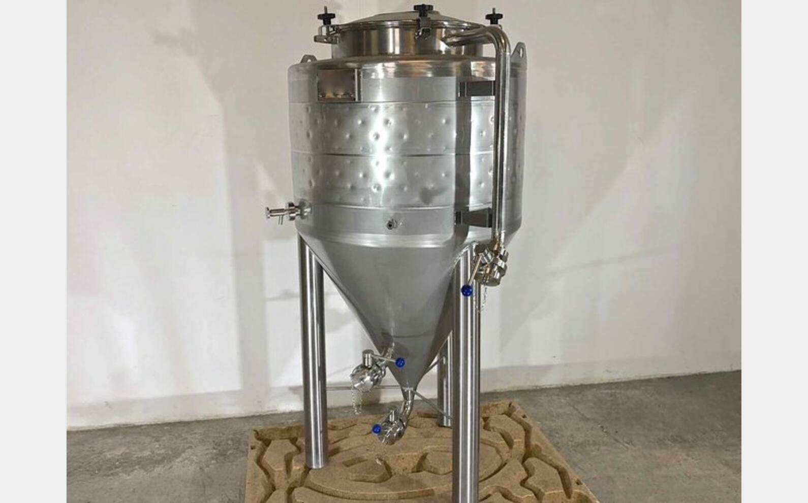 Cuve inox 304 - 3,2 HL 3.2 HL (320 Litres) ARSILAC