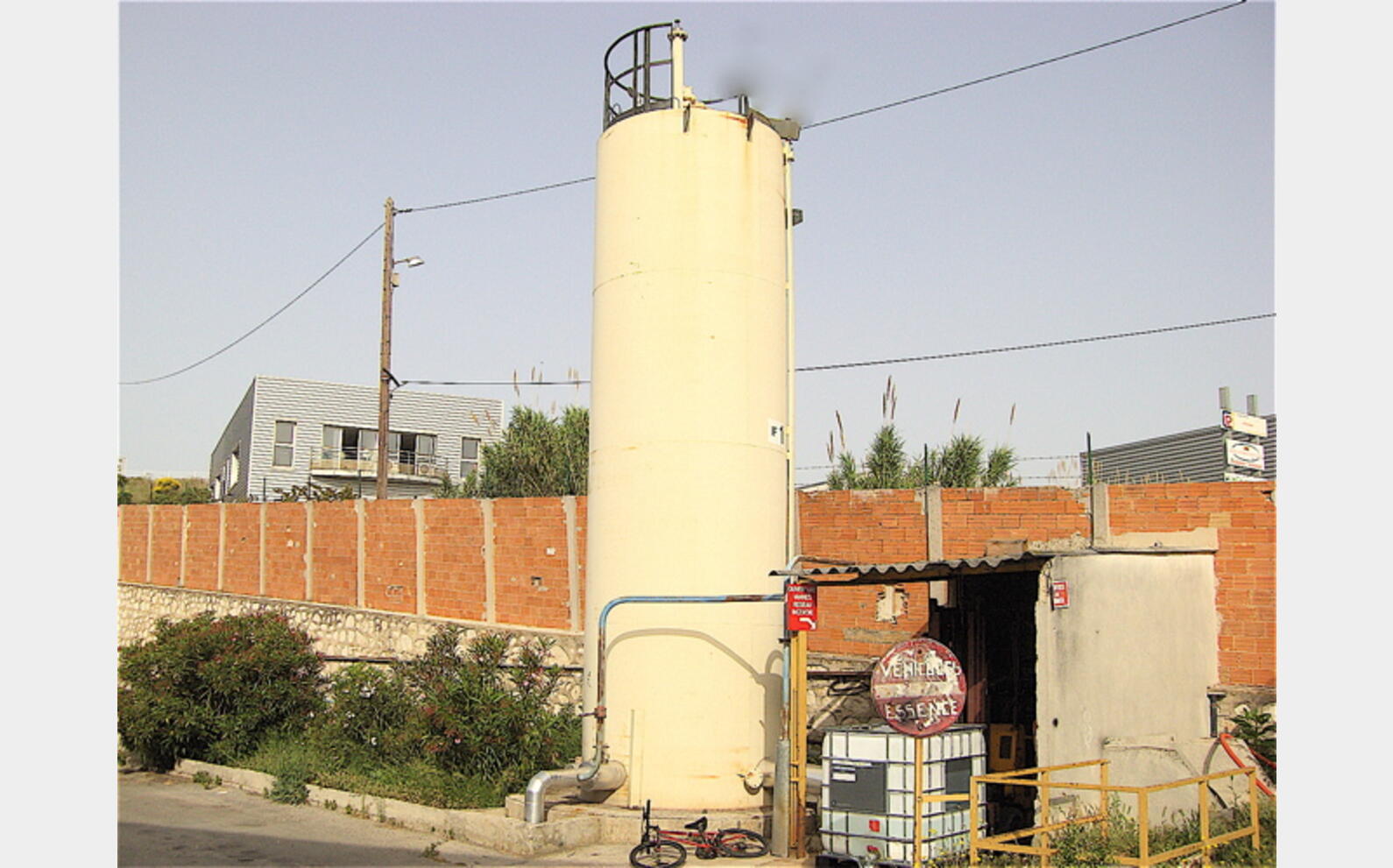 30.000 L 30.000 Litres chimie