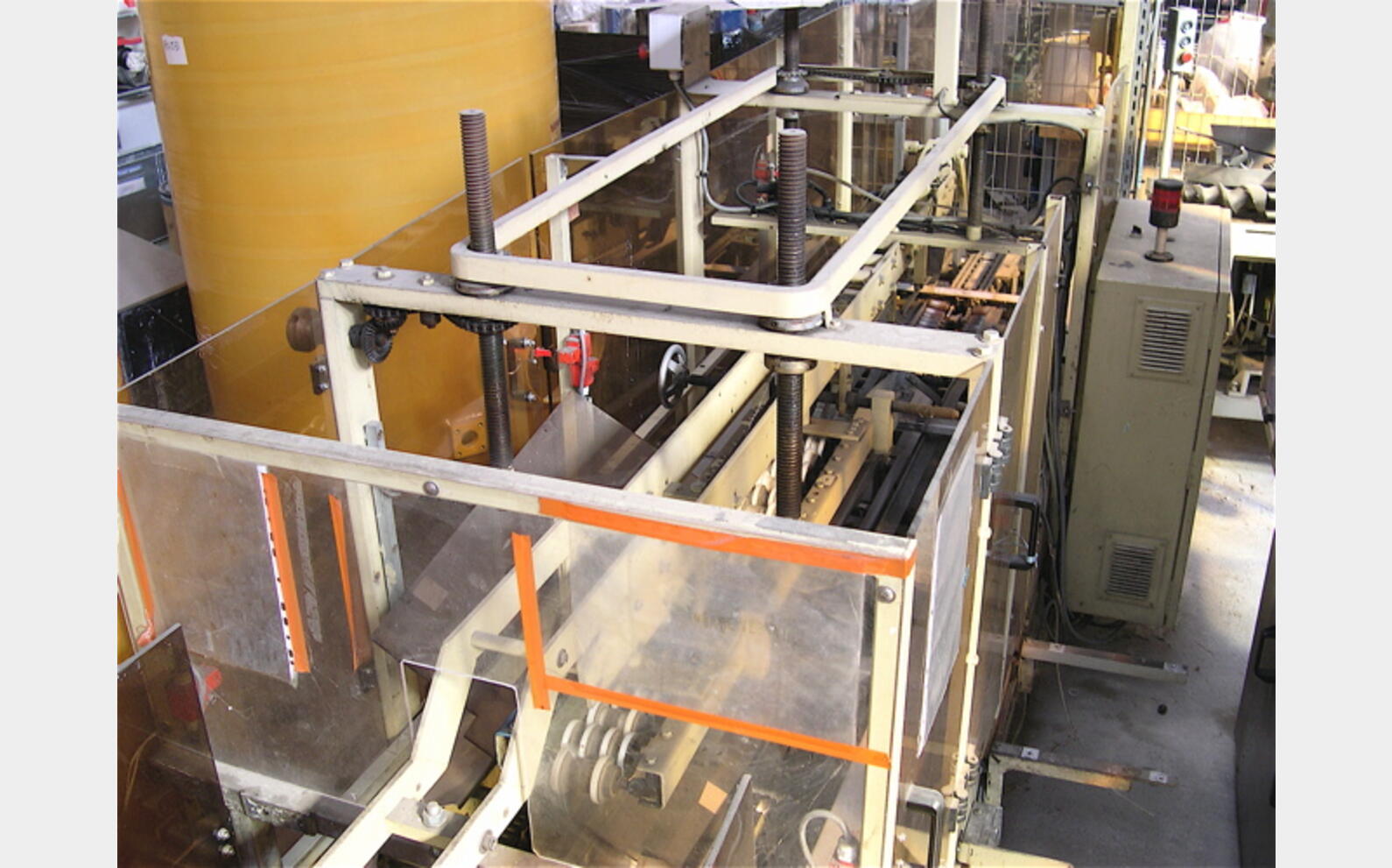 fermeuse &agrave; cartons Agroalimentaire, SAVOYE