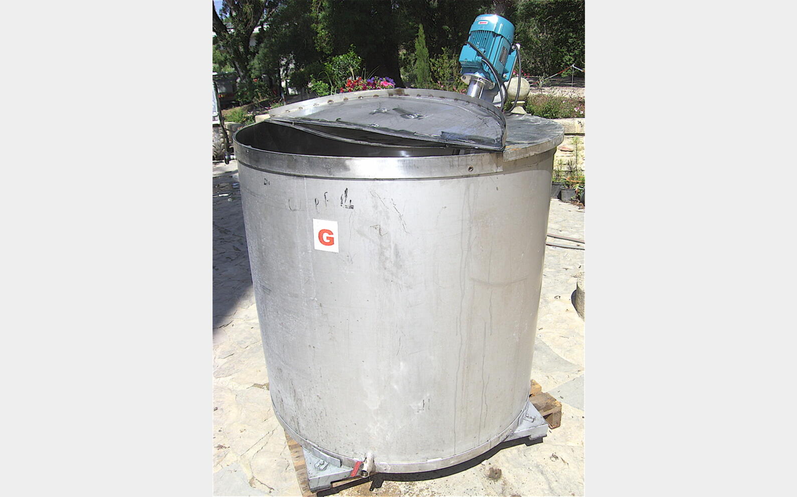 1.300 L 1.300 Litres Chimie