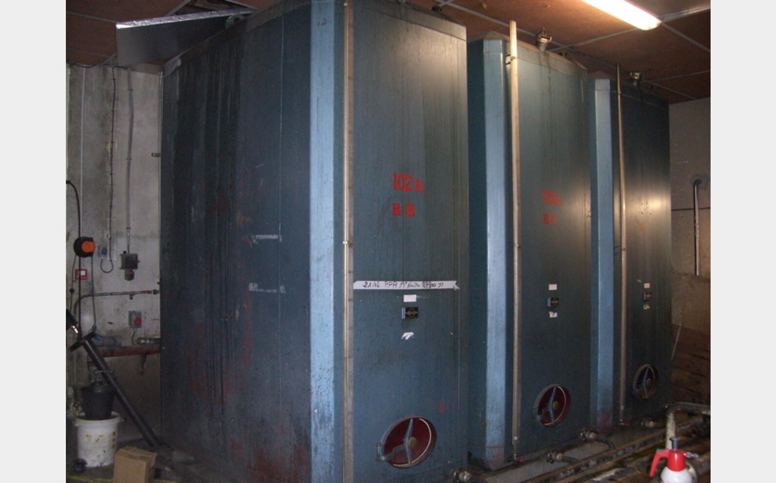 10.200 L 10.200 Litres Agroalimentaire