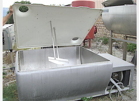 1.600 L 1.600 Litres Agroalimentaire, SERAP