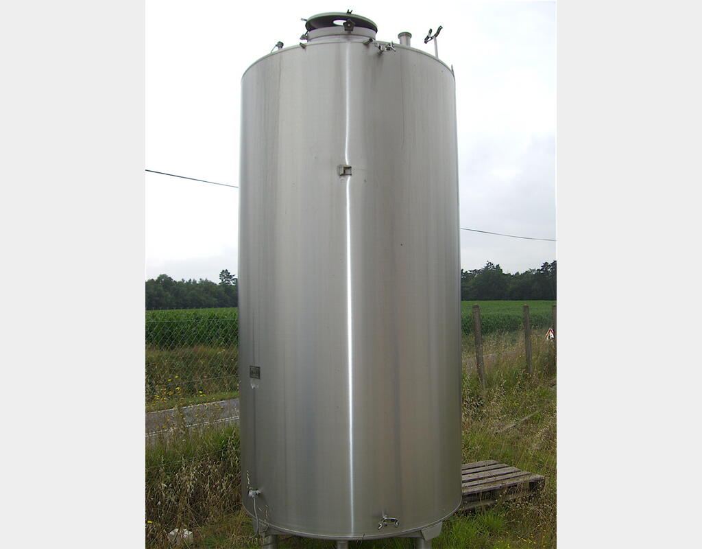 Cuve inox304 de stockage, occasion 5.870 Litres Agroalimentaire, PIERRE GUERIN